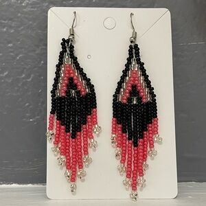 ⭐️HP⭐️Huichol Beaded Earrings